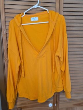 Old Navy Women's Hooded V-Neck Sweater in Mustard